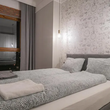 Labo Apartment Metro Mlociny Warsaw Exterior photo